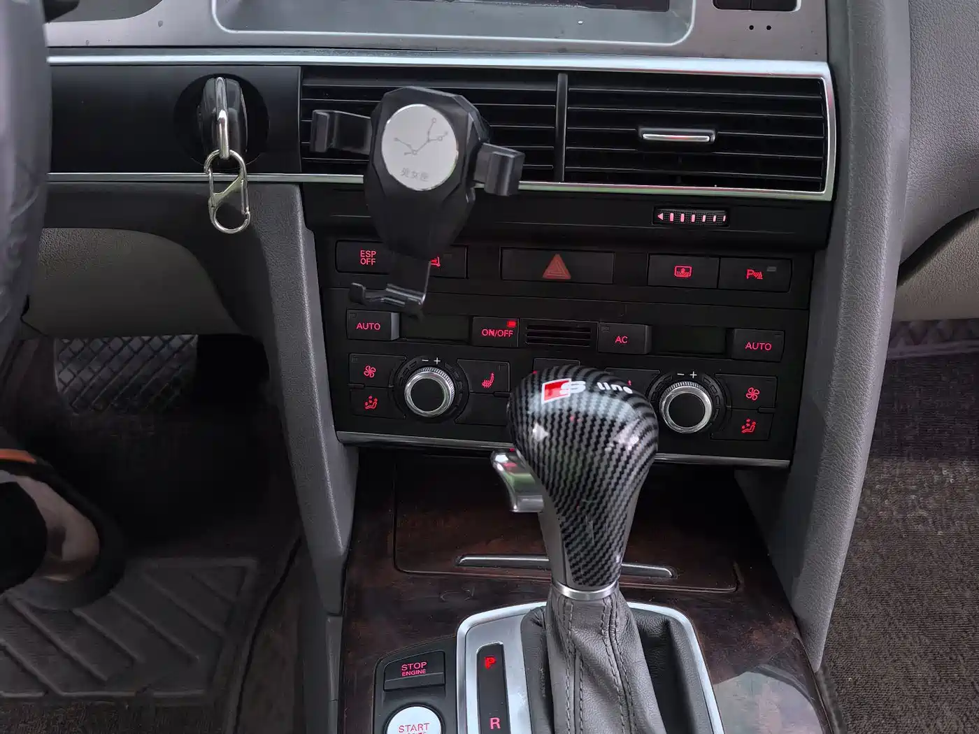 Audi A6L 2011 3.0 TFSI quattro Luxury фото 20