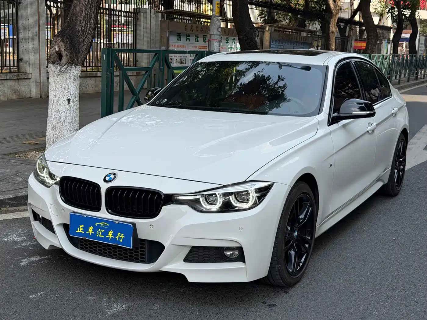BMW 3 Series 2019 320i M Sport Black Night Edition