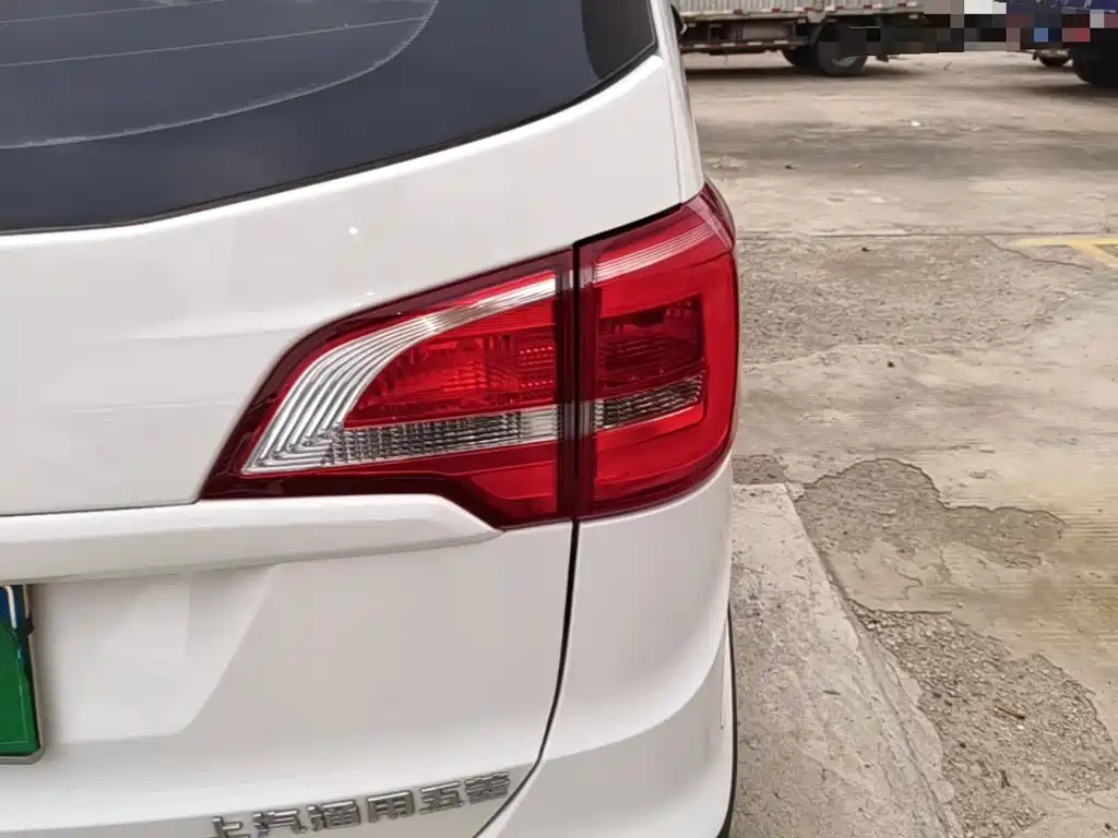 Baojun 730 2021 2019 1.5L Manual Value Edition 7-Seater China VI