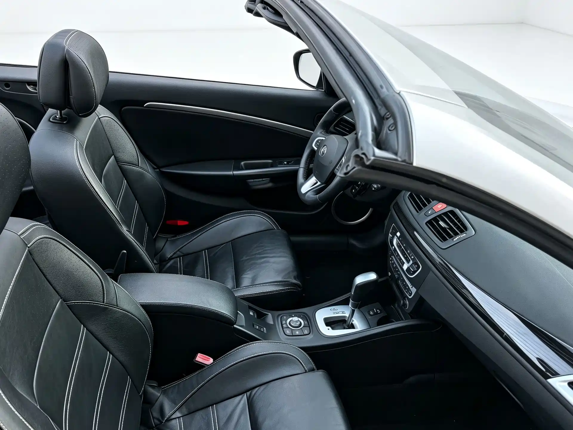 Фото 16 - Renault Megane