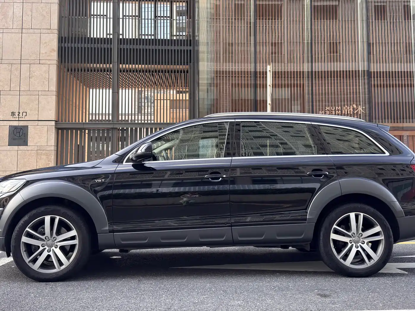 Фото 3 - Audi Q7