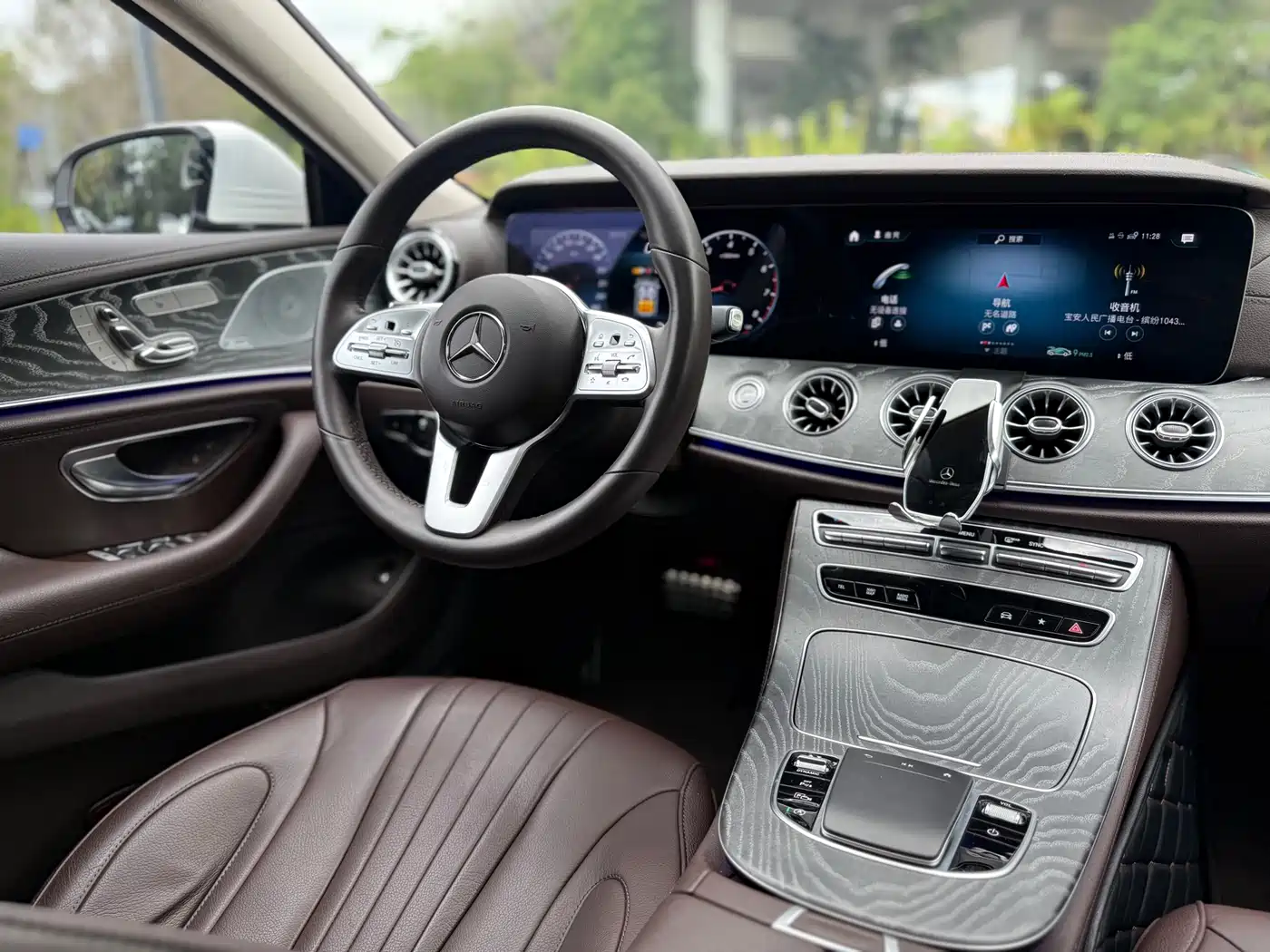 Mercedes-Benz CLS 2021 CLS 300 Luxury фото 11