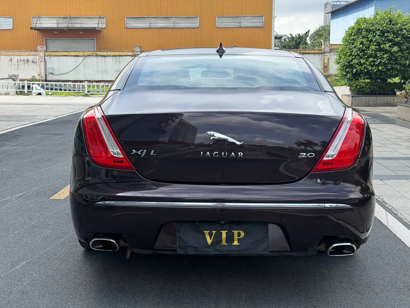 Фото 4 - Jaguar XJ