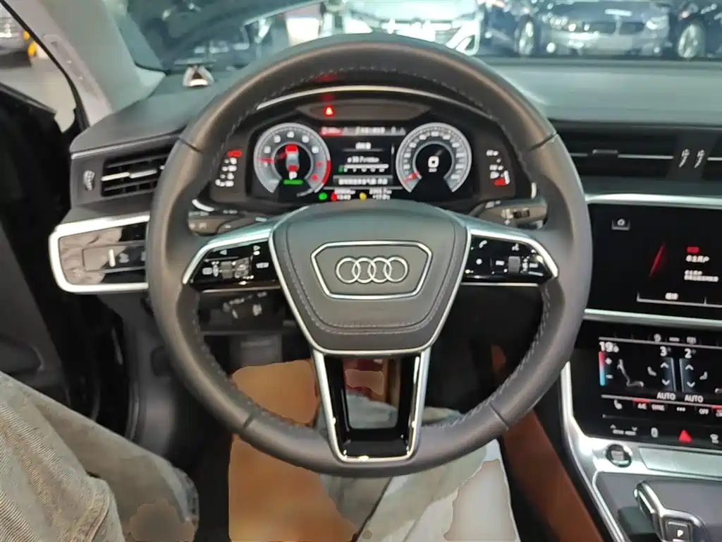 Audi A6L 2024 45 TFSI quattro Premium Elegance фото 11