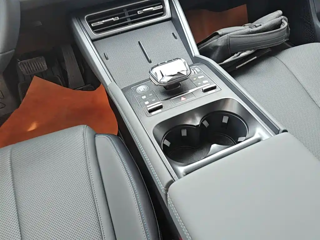 BYD Qin L 2025 DM-i Smart Drive Edition 80KM Leading фото 14