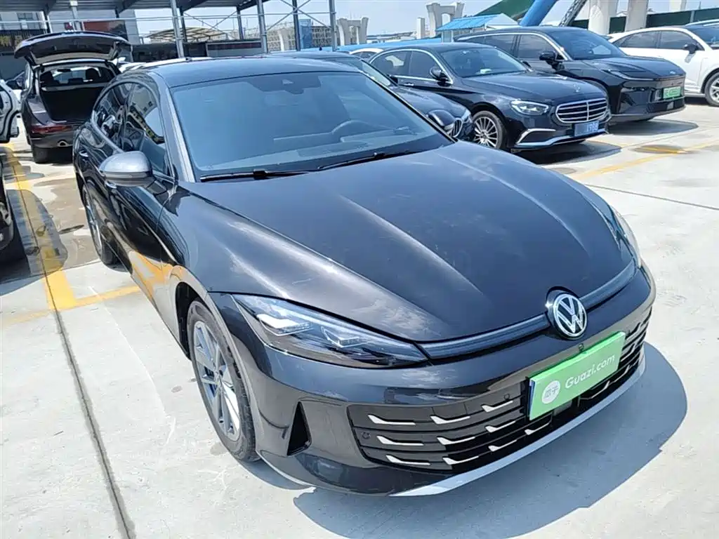VOLKSWAGEN LINGDU