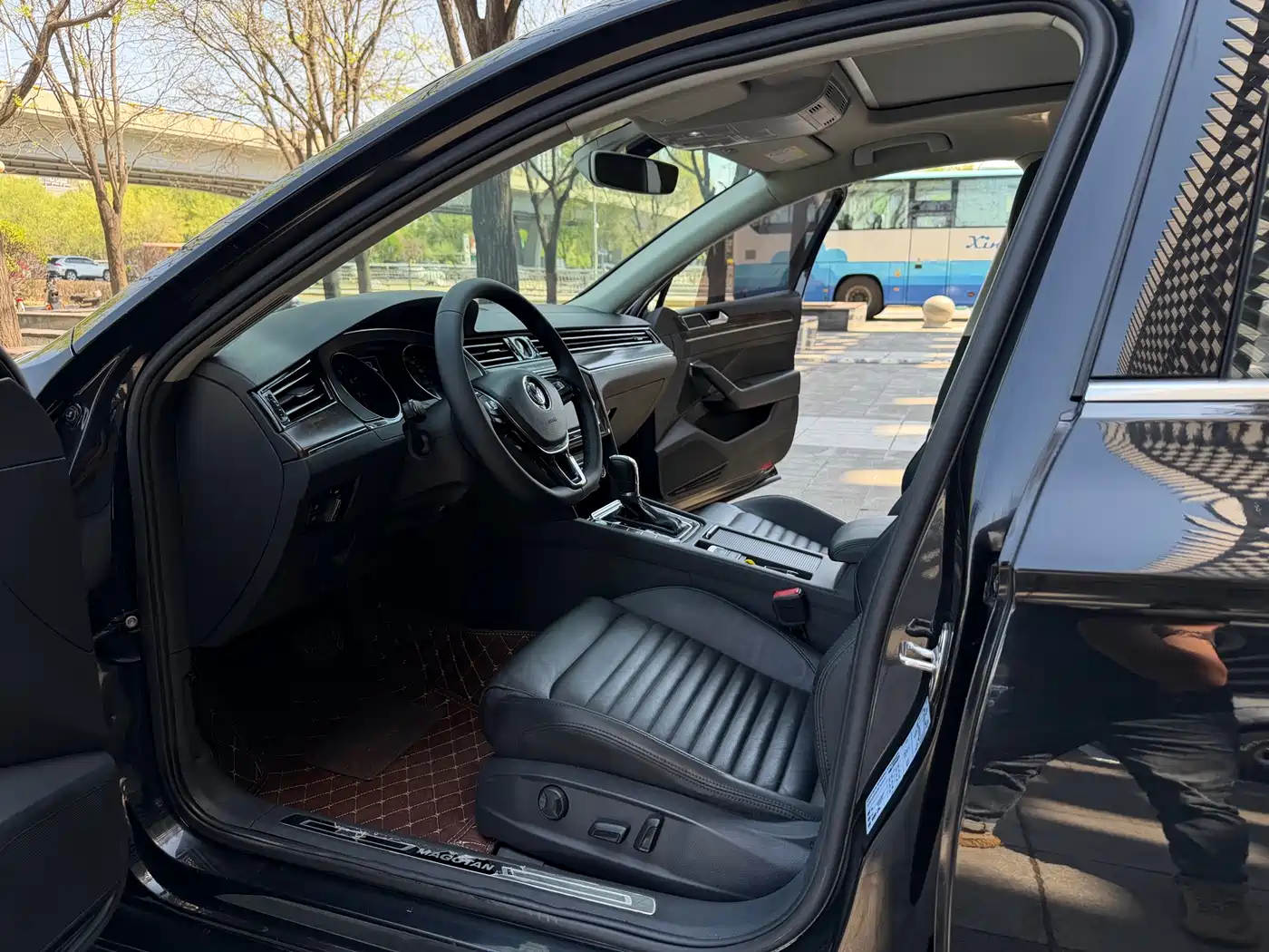 Volkswagen Magotan 2018 Facelift 330TSI DSG Luxury фото 13