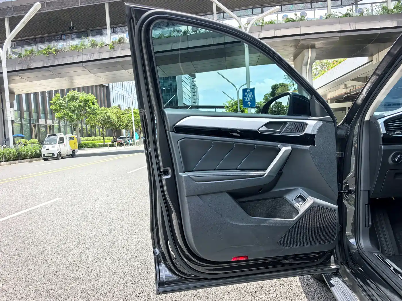 Volkswagen Tayron GTE Plug-in Hybrid 2022 1.4T Premium фото 5
