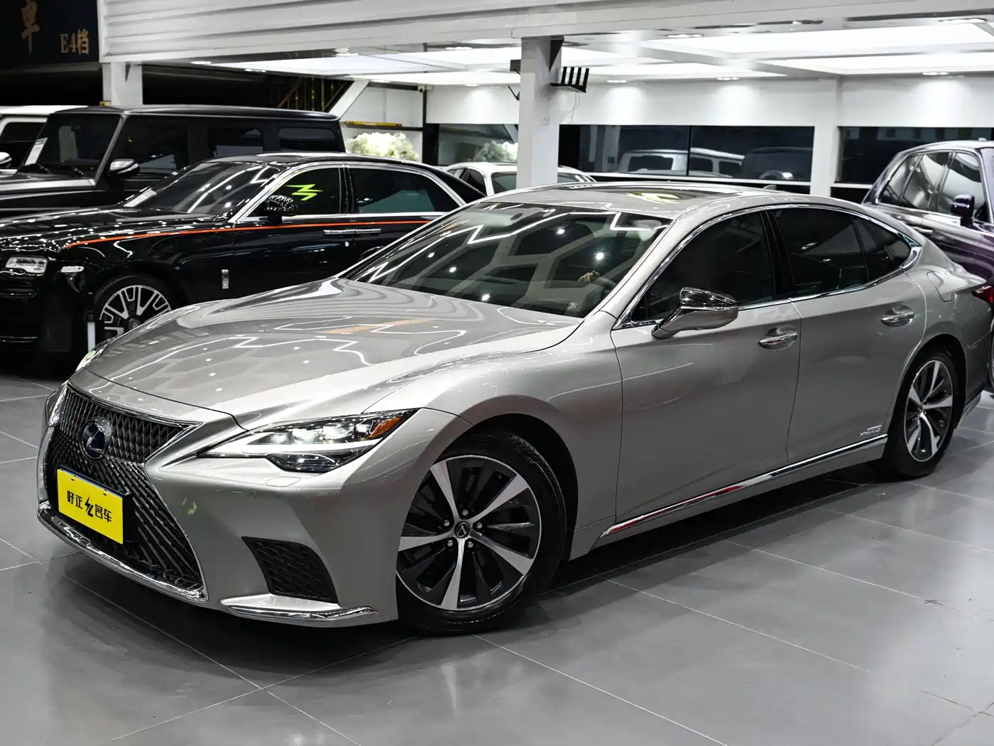 LEXUS LS