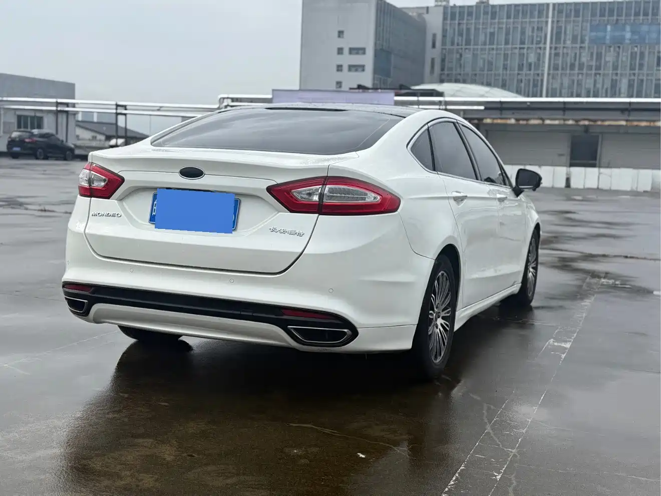Фото 6 - Ford Mondeo