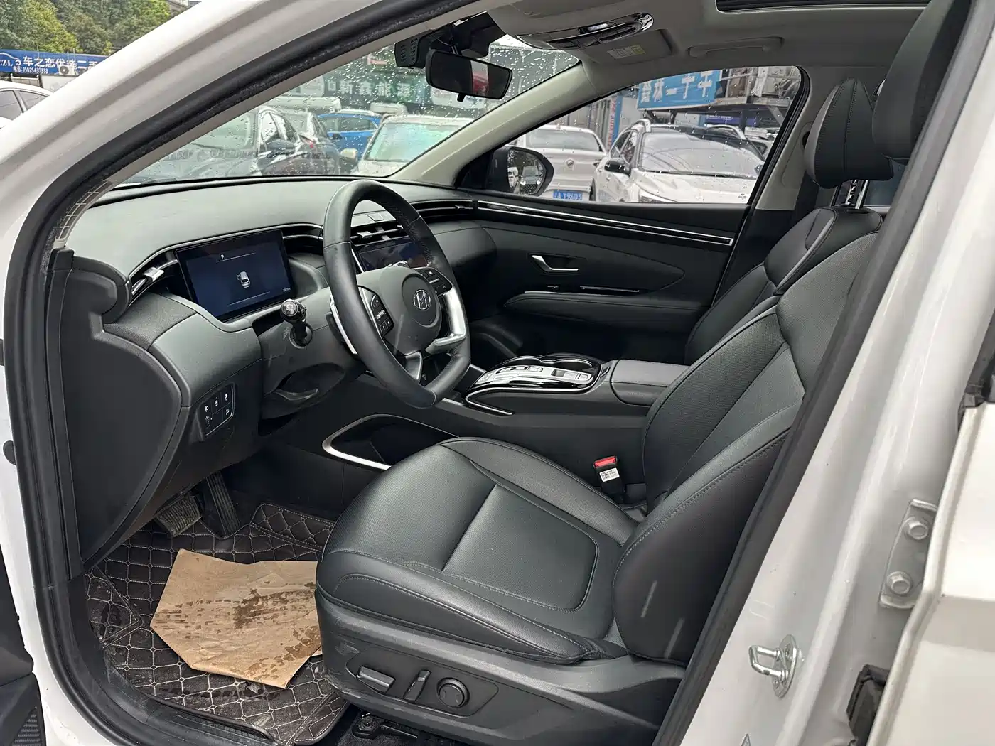 Hyundai Tucson 2021 Tucson L 1.5T DCT LUX Premium фото 11