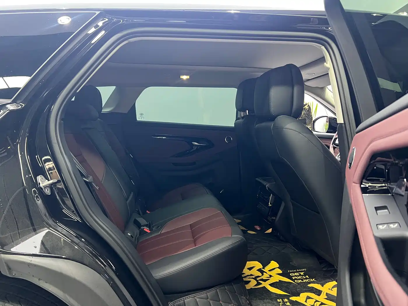 Land Rover Range Rover Evoque 2026 2026 Range Rover Evoque L SE
