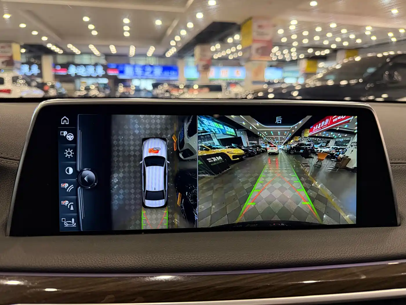BMW 7 Series 2017 730Li Leading Edition фото 11