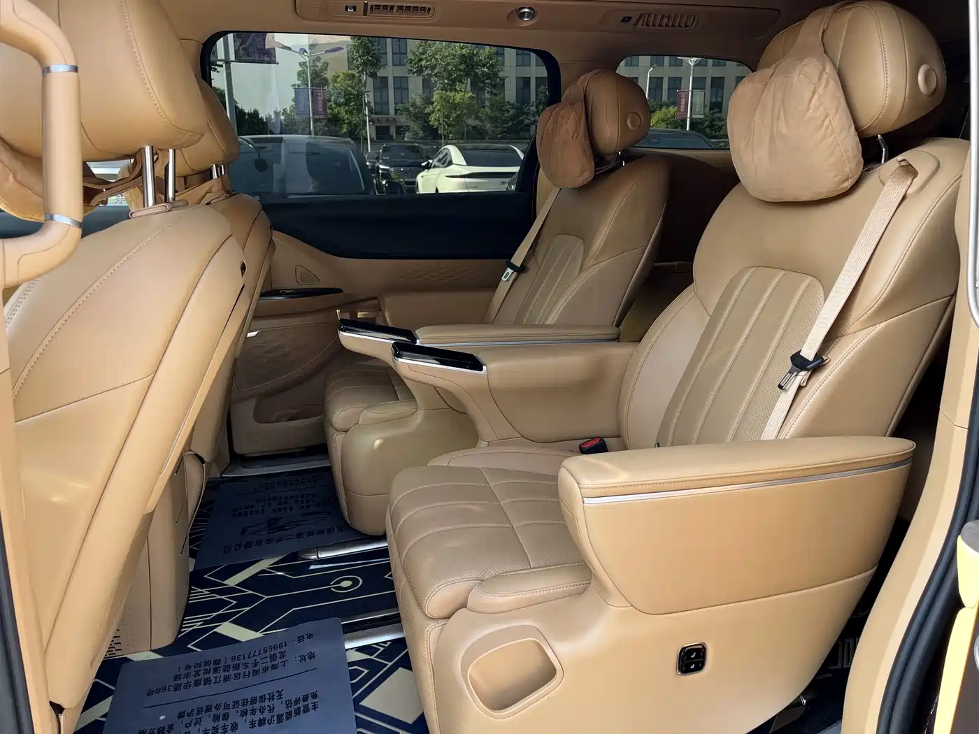 Voyah Auto Voyah Dreamer 2025 EV AWD Excellent Kunpeng Edition фото 5