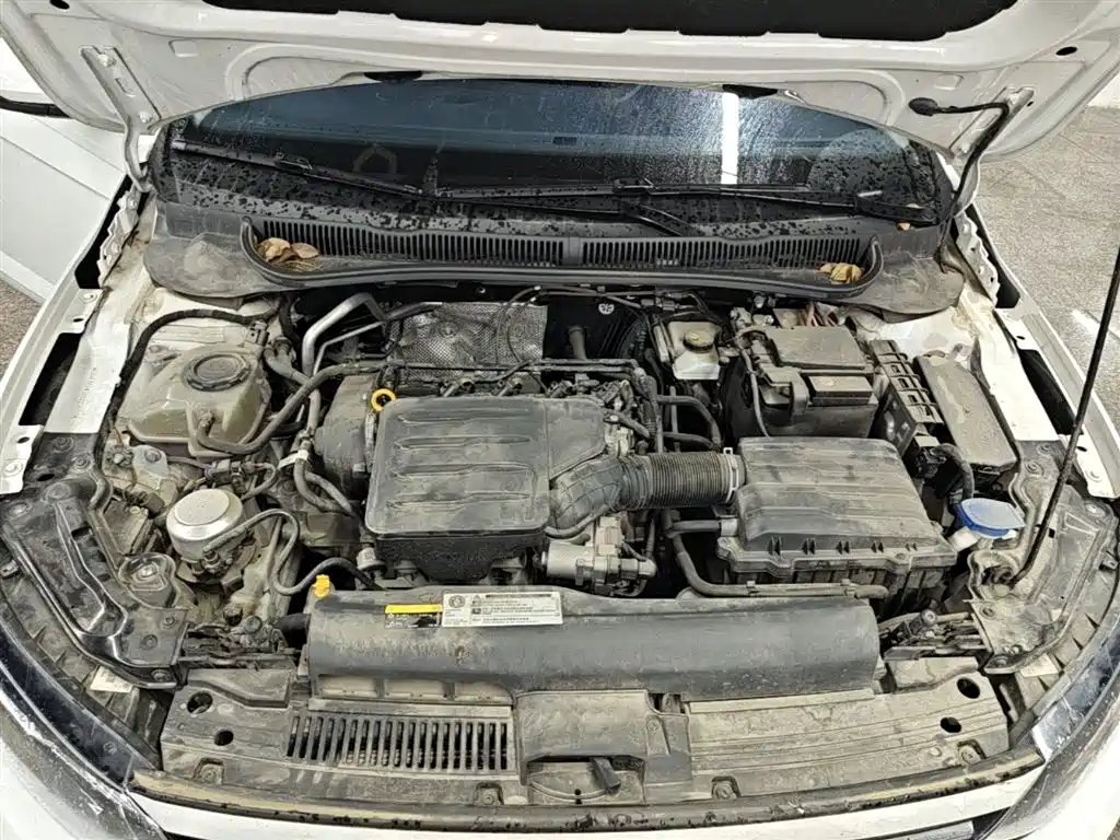 Volkswagen Polo 2023 Plus 1.5L Automatic Panorama Enjoyment Edition фото 20