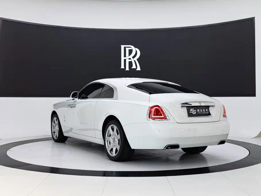 Фото 6 - Rolls-Royce Wraith