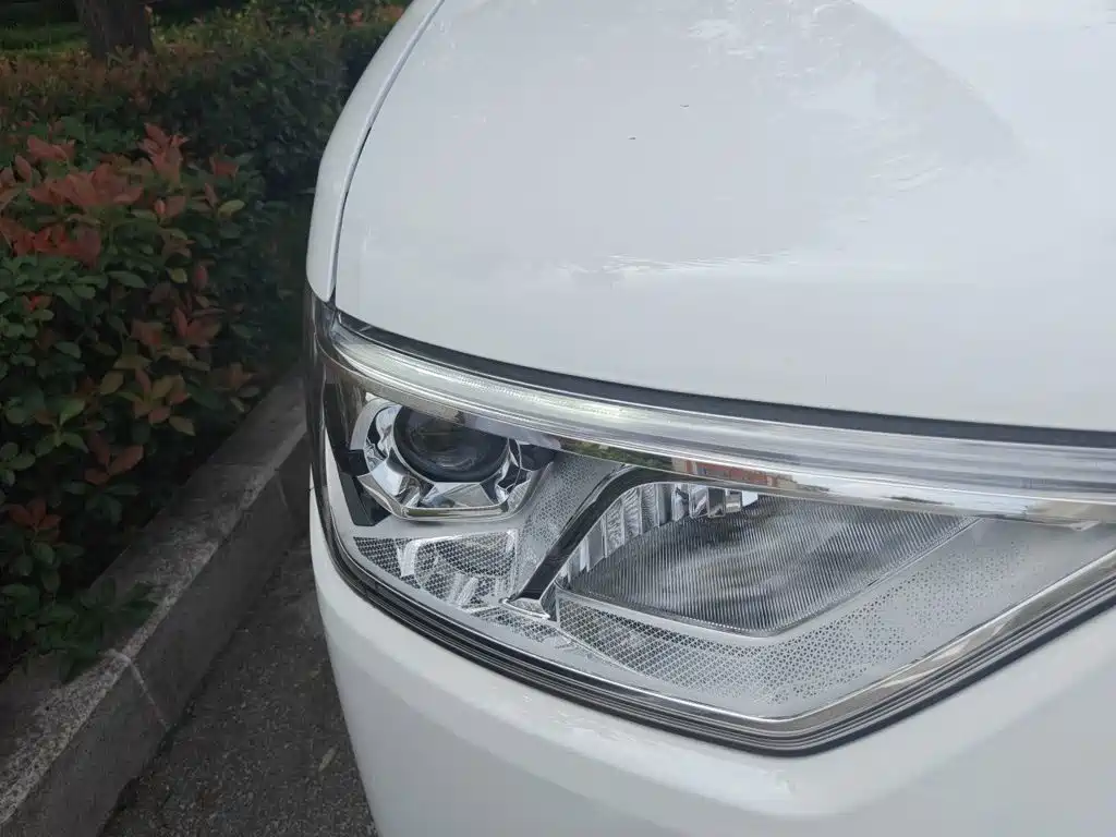 Ruichi New Energy EC75 2026 2025 Passenger Smart Super Charge Edition Surpass Type II 50.1kWh