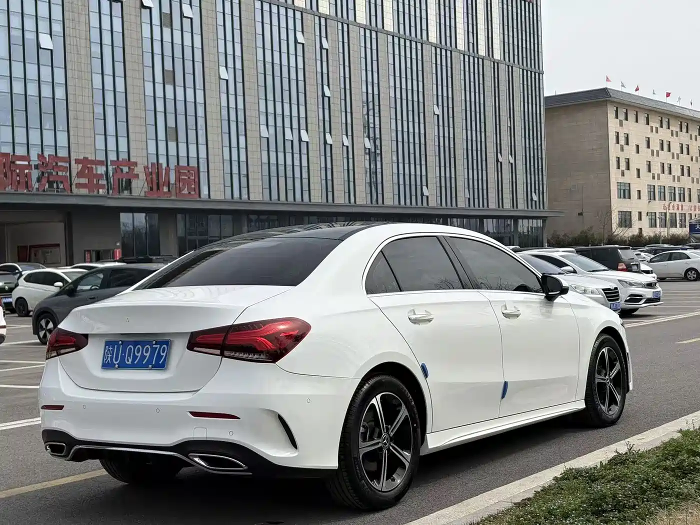 Mercedes-Benz A-Class 2023 A 200 L Fashion фото 13