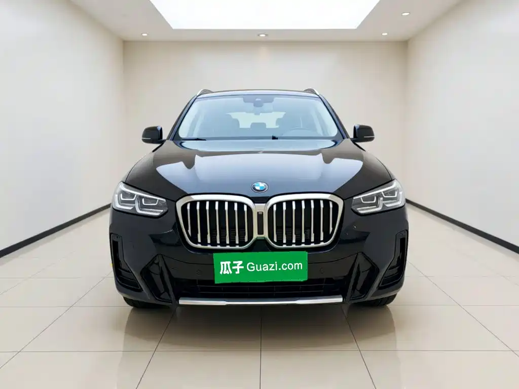 Photo 2 - BMW X3