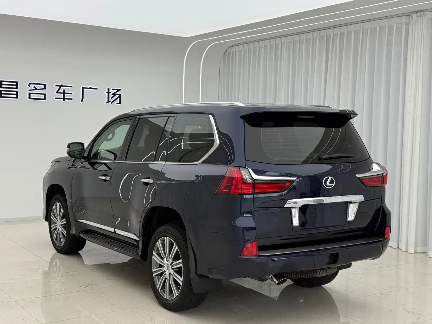 Lexus LX 2017 570 Prestige Luxury фото 7