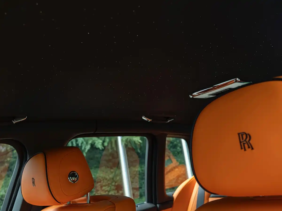 Rolls-Royce Cullinan 2026 2024 4-Seater