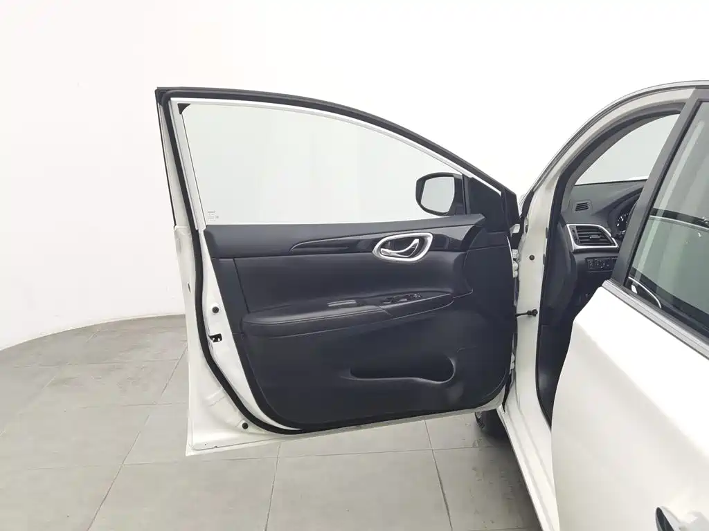 Nissan SYLPHY, миниатюра 8