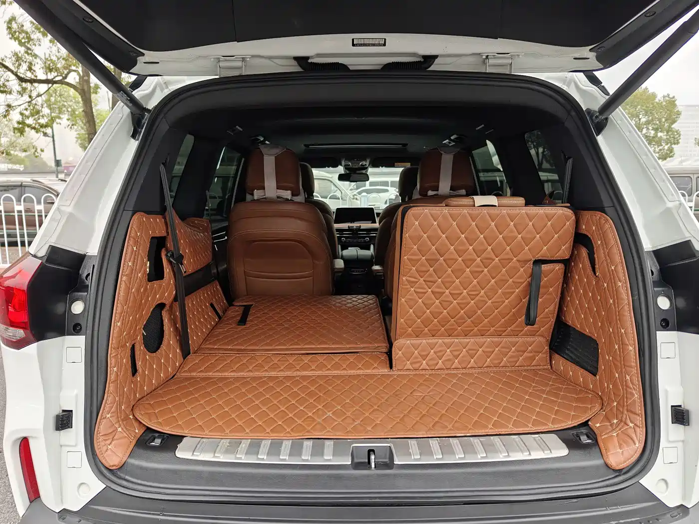 SAIC Maxus D90 Pro 2021 2.0T Diesel 4WD Lop Nur Edition 6-Seater фото 29