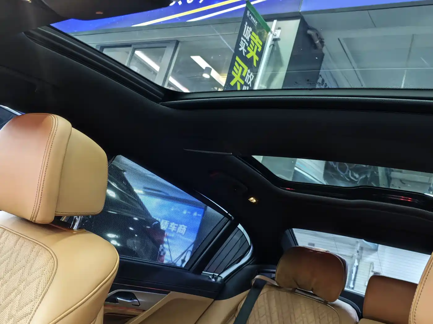 BMW 7 Series 2021 Model 740Li Leading M Sport Package фото 22