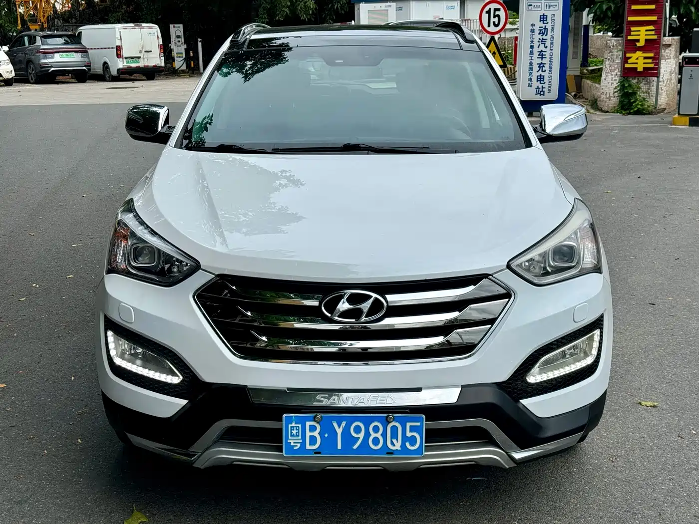 Hyundai Santa Fe 2013 Facelift 2.4L Automatic 4WD Premium фото 2