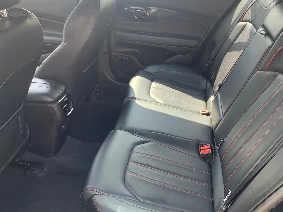 GAC Trumpchi Trumpchi Emkoo 2021 270T DCT J15 Edition фото 13