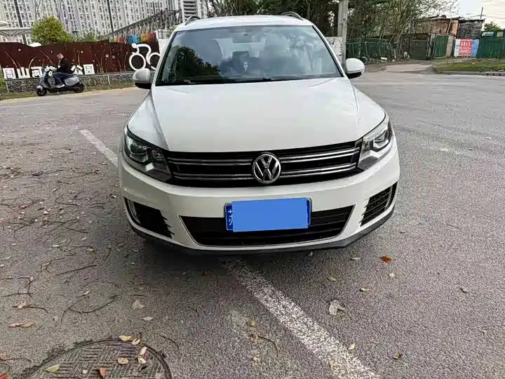 Volkswagen Tiguan 2013 1.8TSI Auto 2WD Comfort Edition фото 7