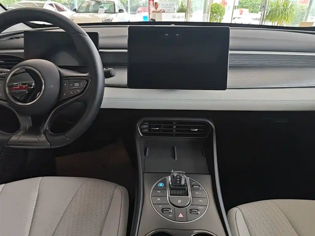BYD Hai Bao 05 DM-i 2025 DM-i Smart Driving Edition 120KM Flagship фото 13