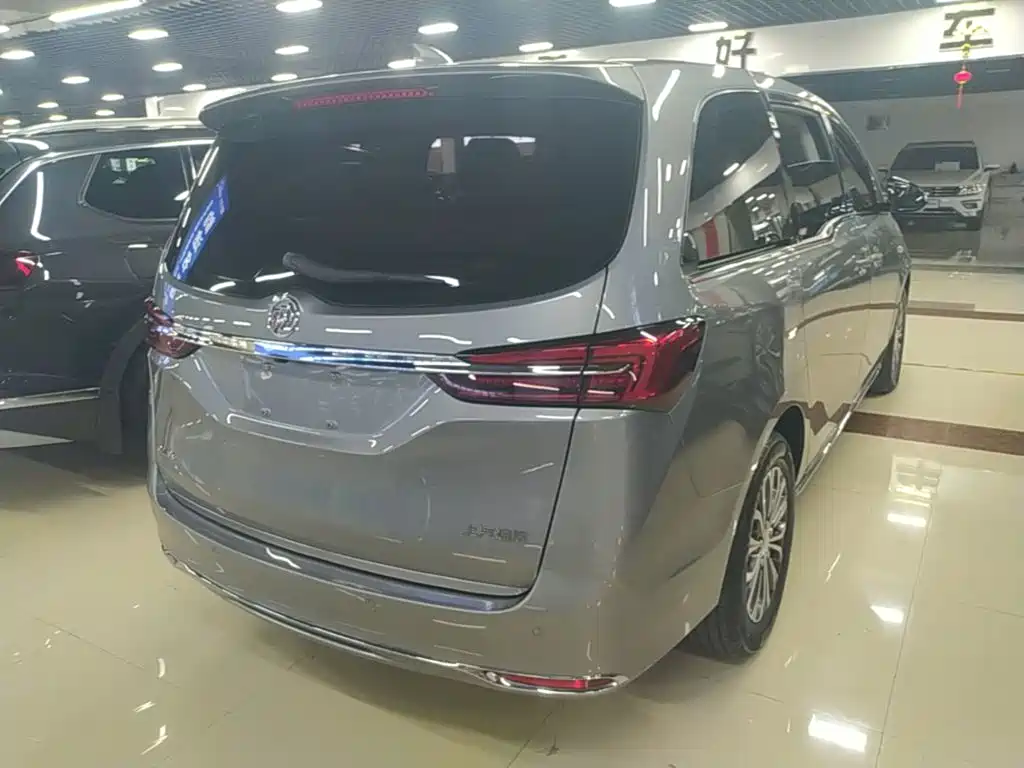 Фото 7 - Buick GL8