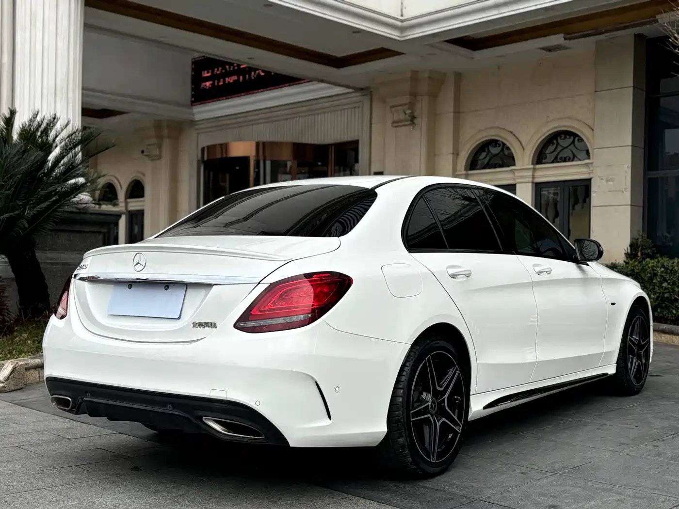 MERCEDES-BENZ CLASS C