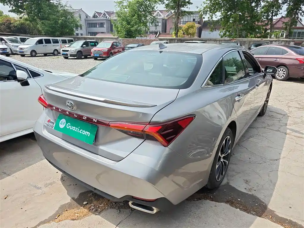 Toyota Avalon 2023 2.5L Luxury Edition фото 5