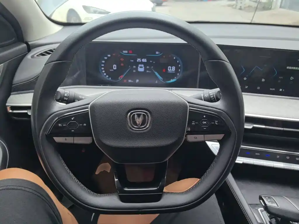 Changan Eado 2025 2024 PLUS Blue Whale NE 1.4T GDI DCT High Performance Edition