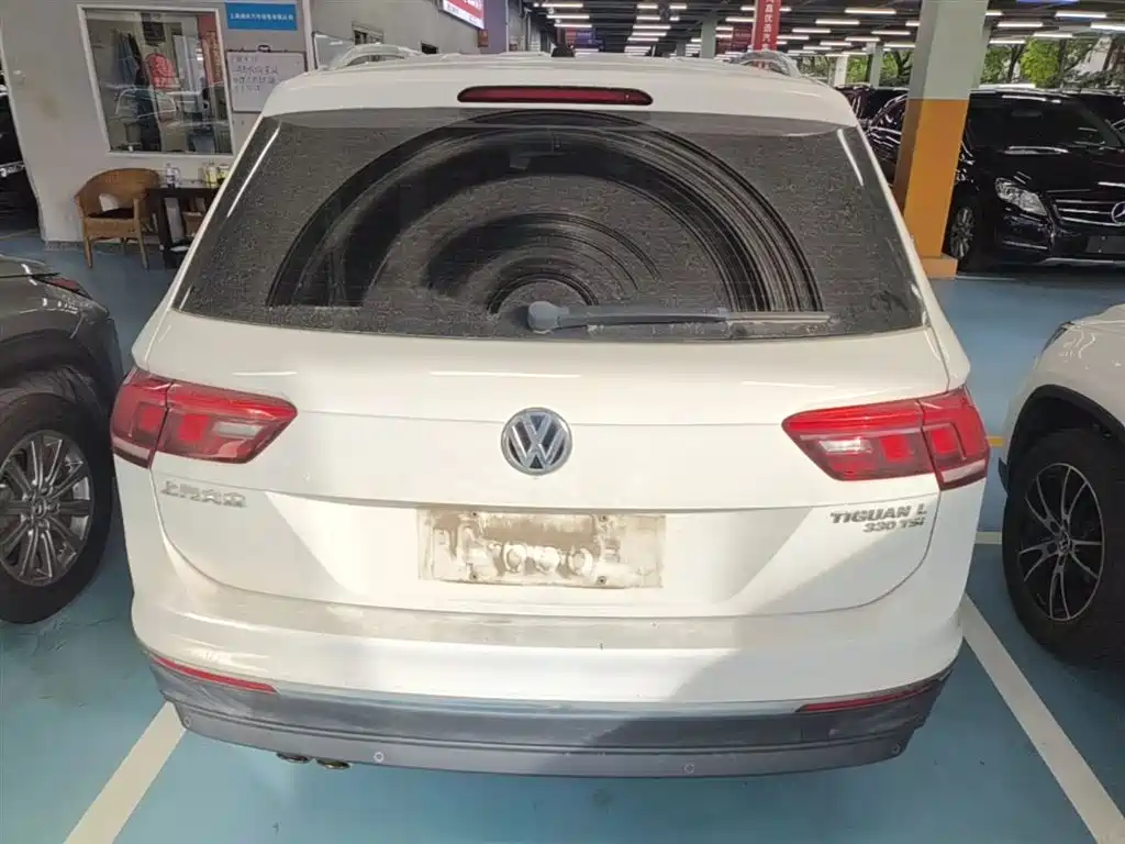 Volkswagen Tiguan L 2019 330TSI Auto 2WD Smart Luxury Edition China V фото 6