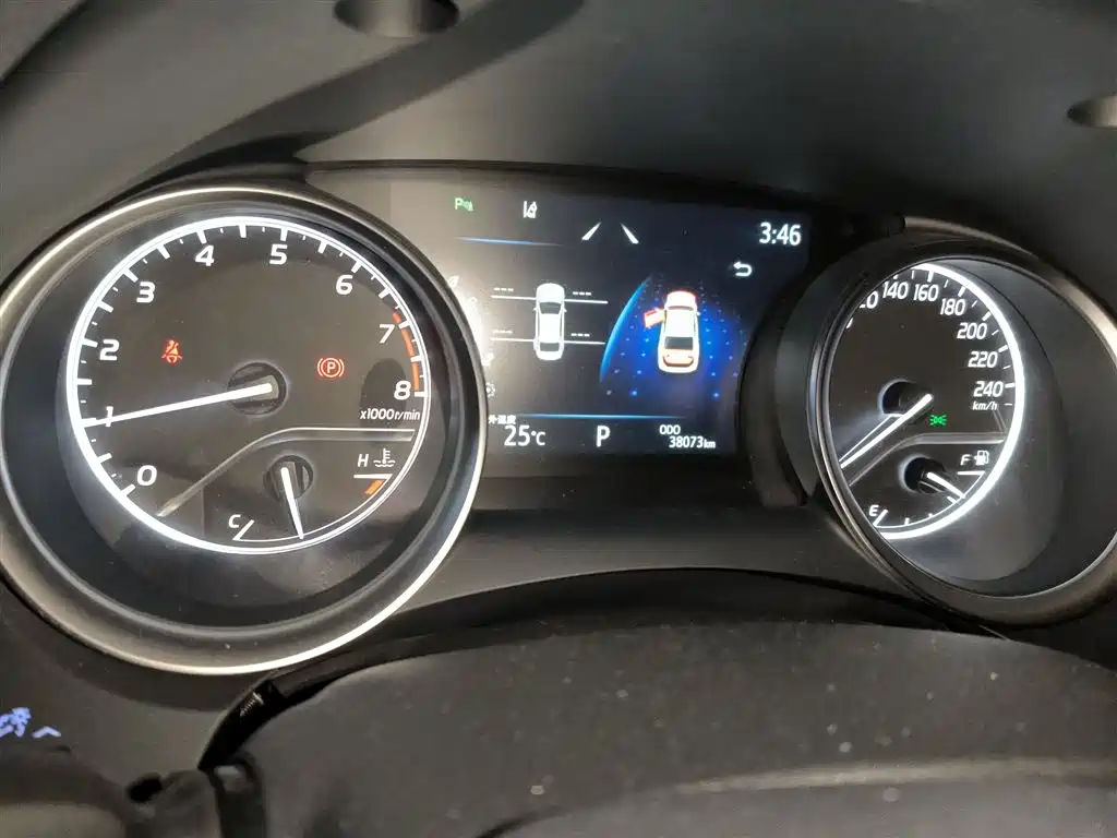 Toyota Camry 2021 2.0G Luxury Edition фото 5
