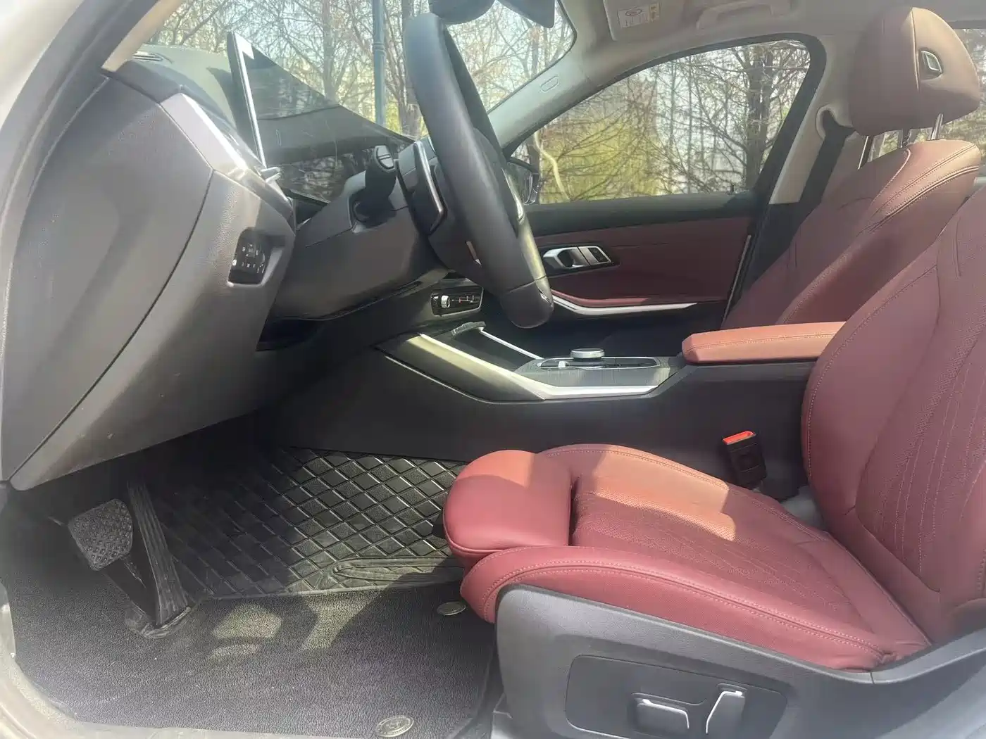 BMW 3 Series 2025 325Li M Sport Package фото 4