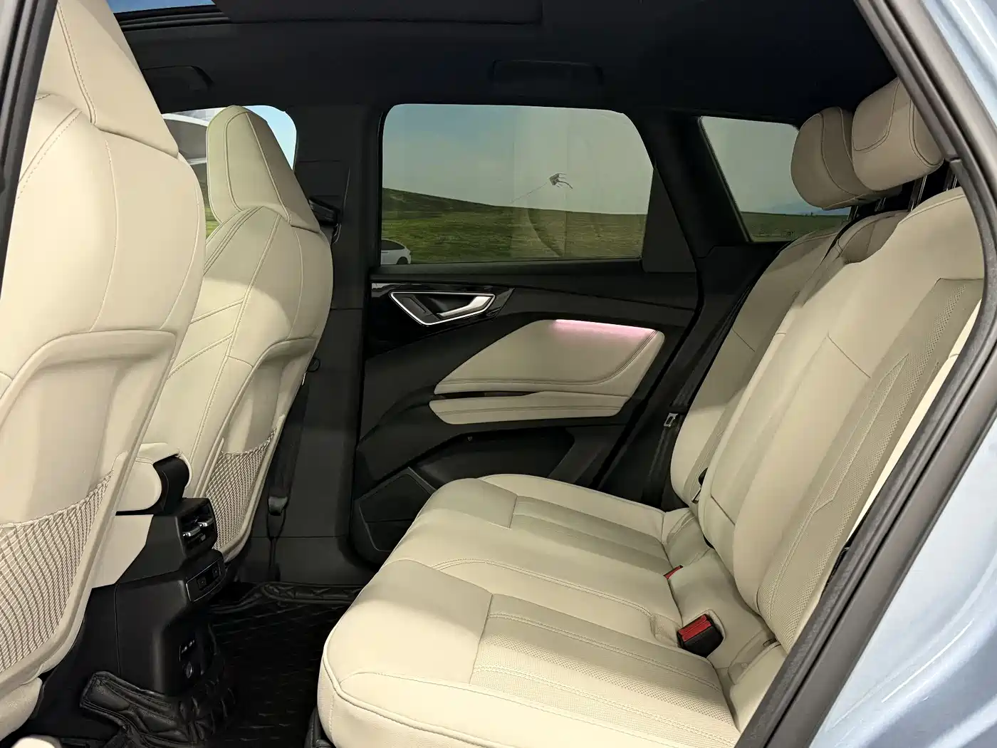 Audi Q4 e-tron 2022 40 e-tron Creation Edition фото 7