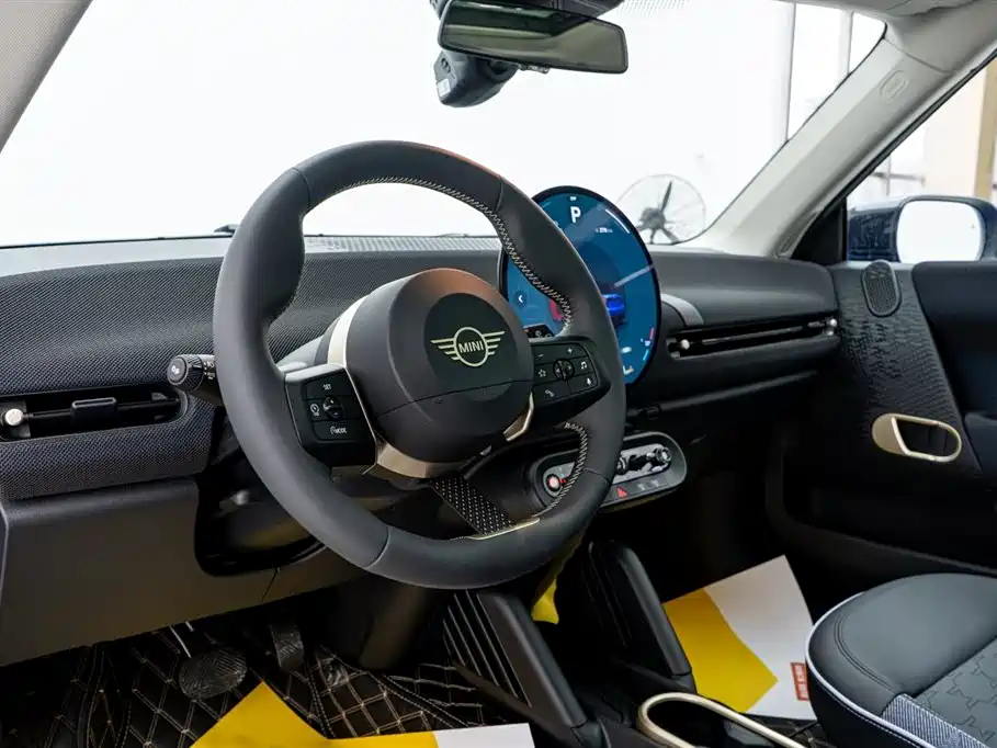 MINI ELECTRIC  COOPER