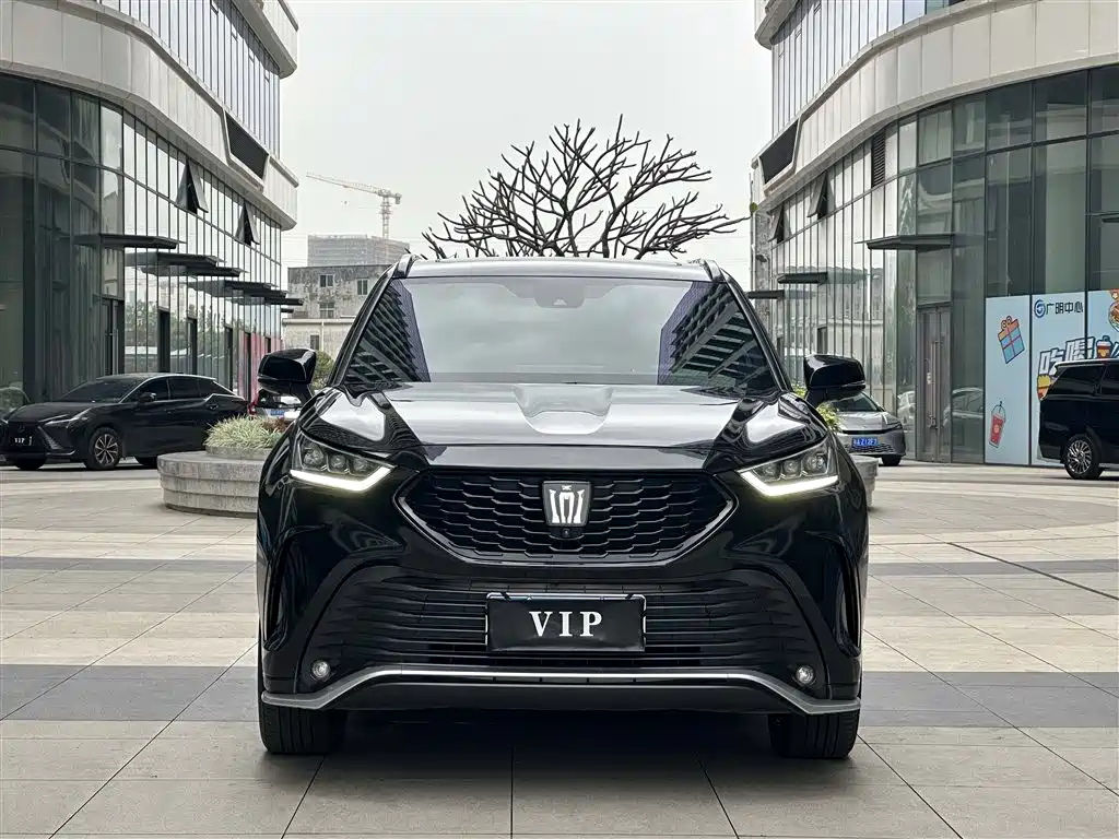 Toyota Crown Kluger 2022 2.0T 4WD Sporty Edition фото 2