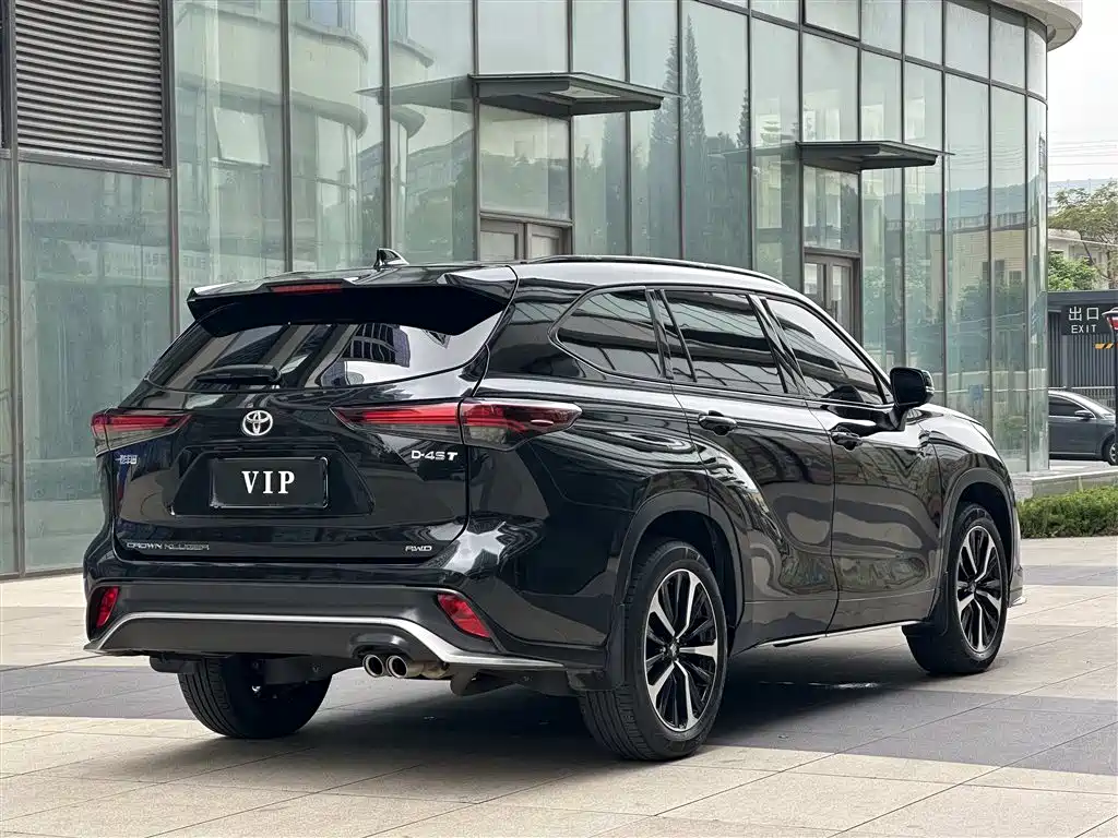 Toyota Crown Kluger 2022 2.0T 4WD Sporty Edition фото 9