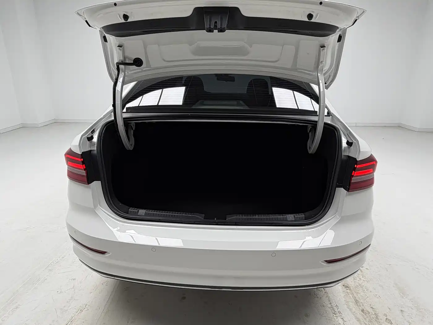 Volkswagen Lavida 2022 280TSI DSG Comfort Edition фото 10