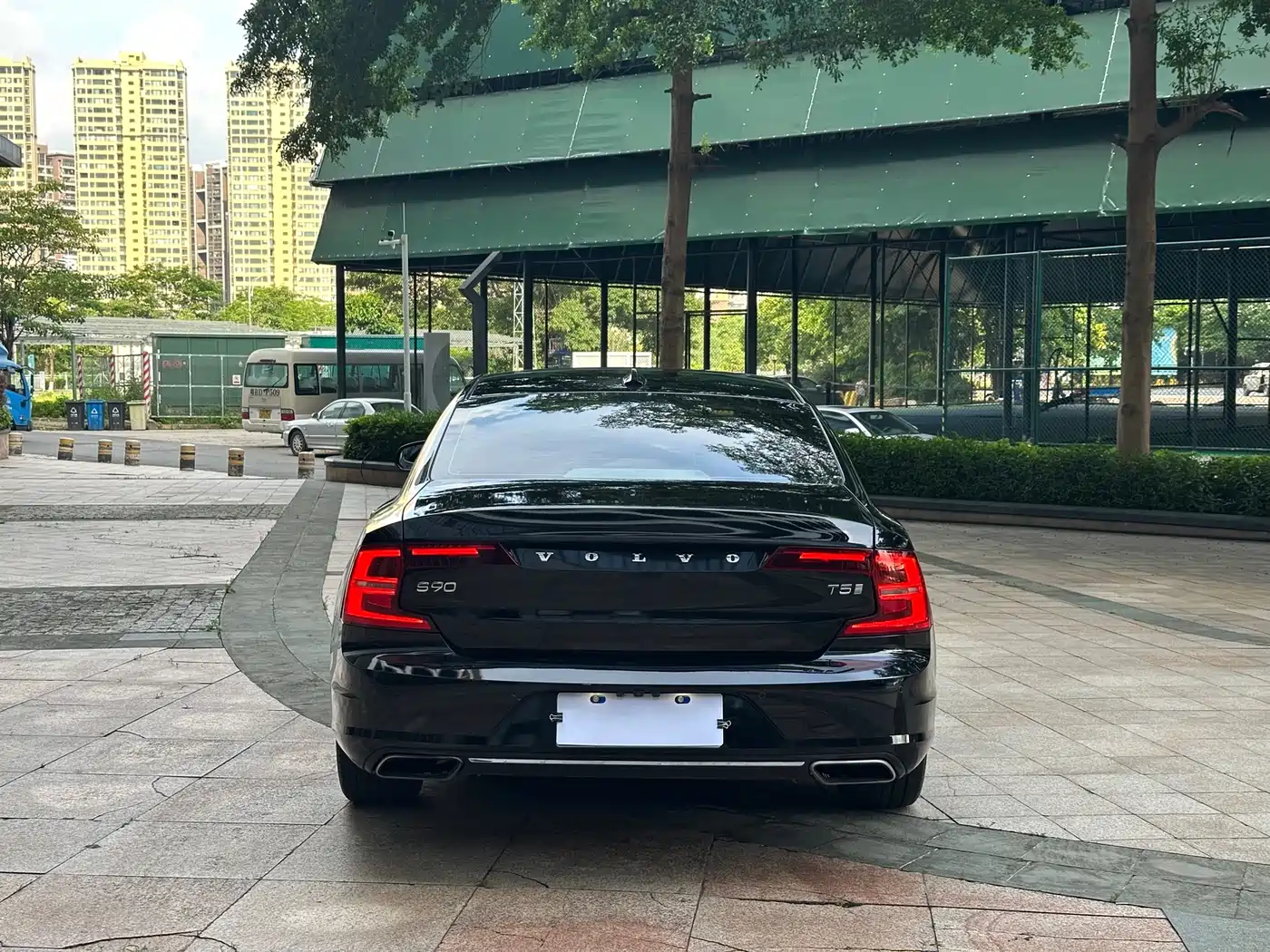 Фото 22 - Volvo S90