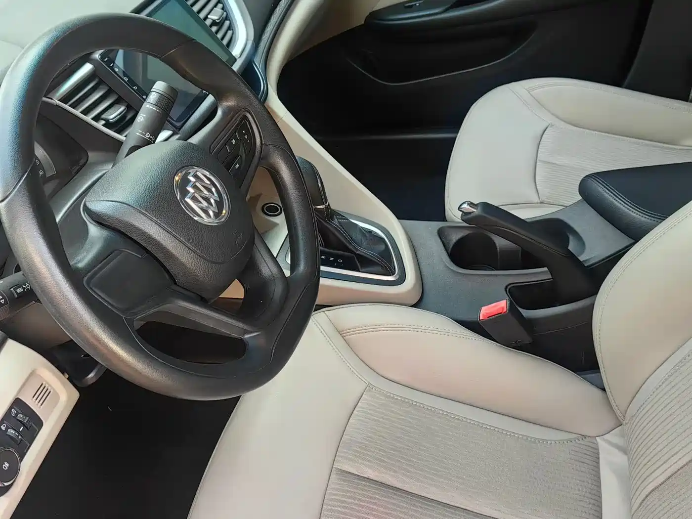 Buick Excelle 2016 15N Automatic Elite фото 9