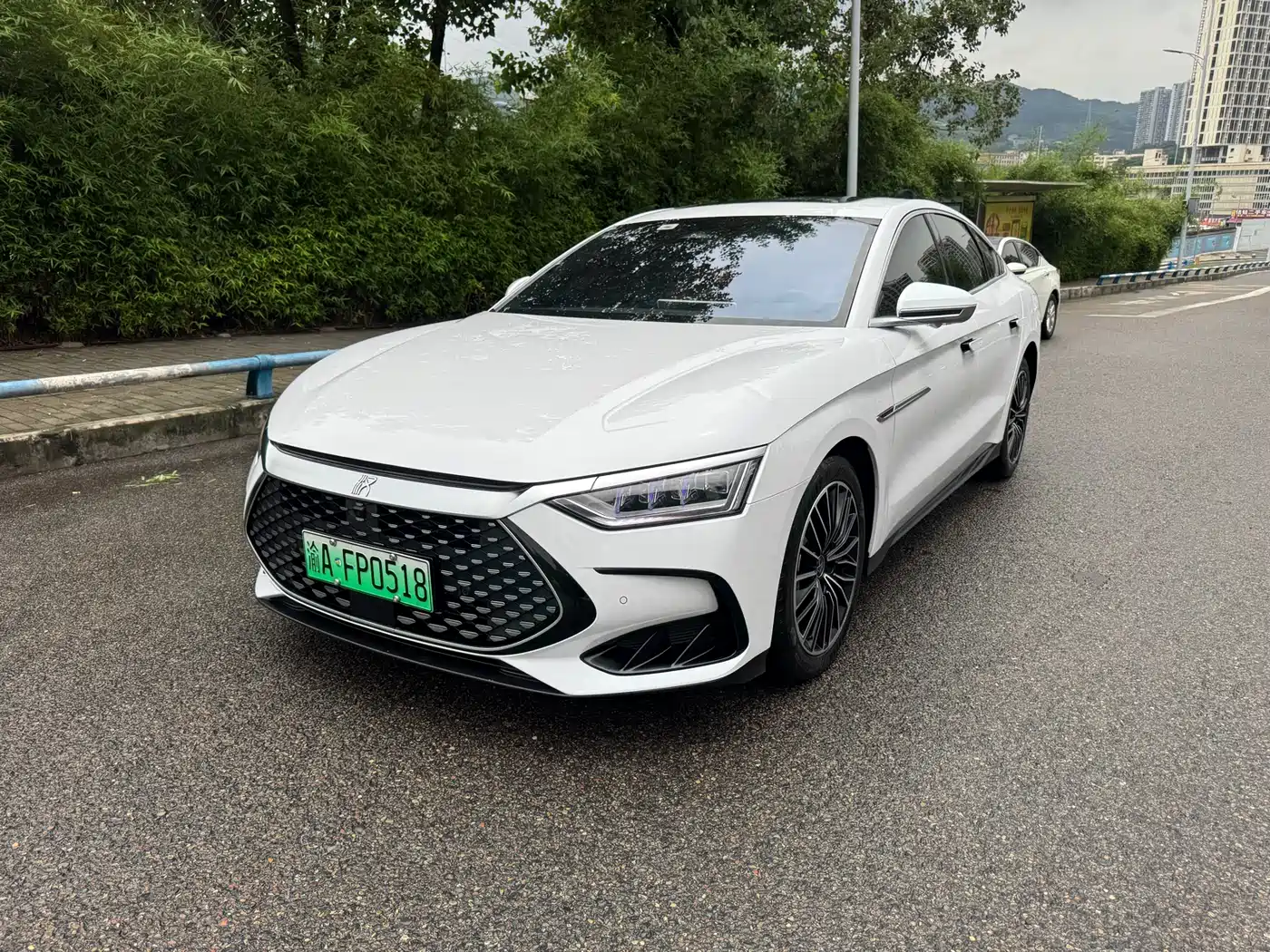 BYD Han 2022 DM-i 121KM Premium Edition