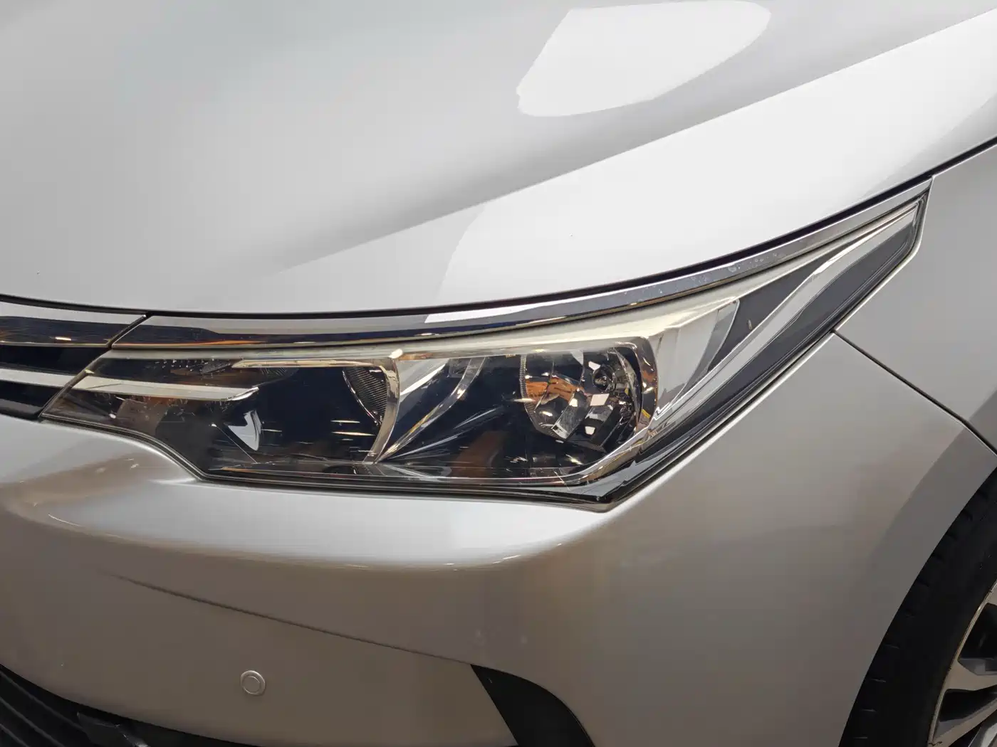 Toyota Corolla 2017 Facelift 1.2T S-CVT GL фото 8