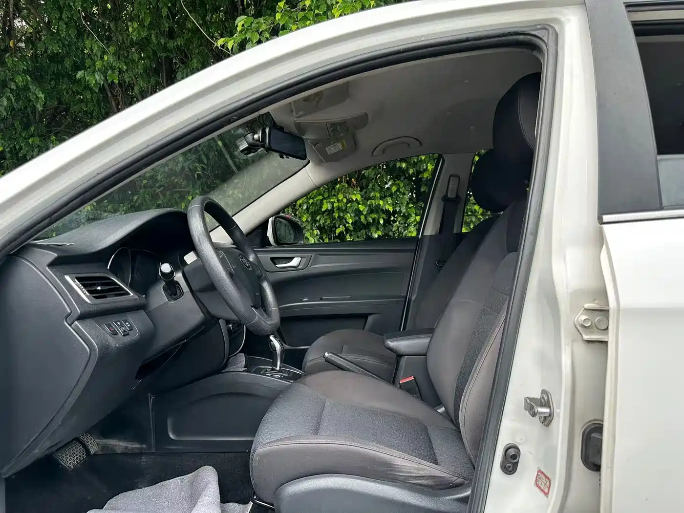 Besturn B30EV 2021 2019 EV400