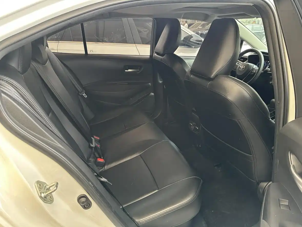 Toyota Levin 2023 Smart Hybrid 1.8L Luxury фото 14